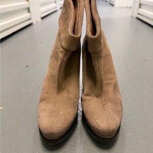 Chic Brown Women's Ankle Booties